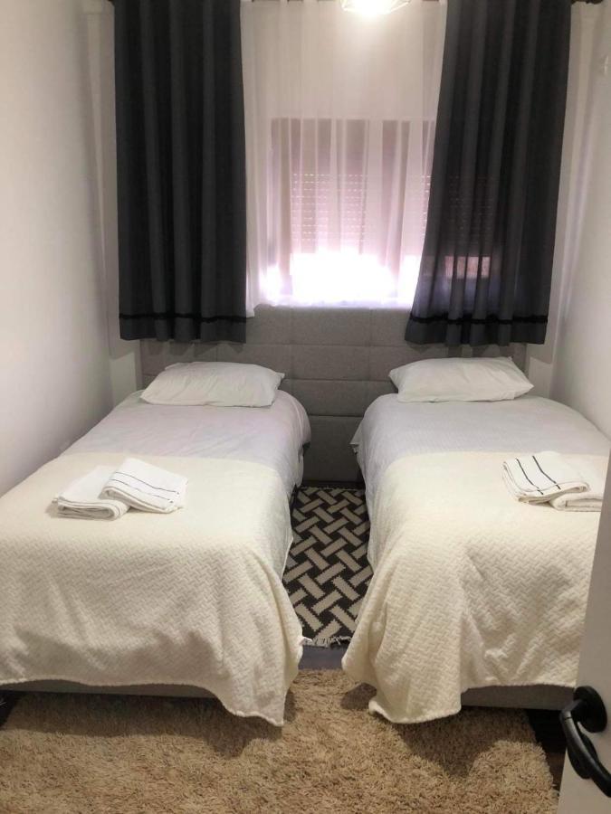 Noah'S Boutique - Apart-Hotel In Корча Экстерьер фото